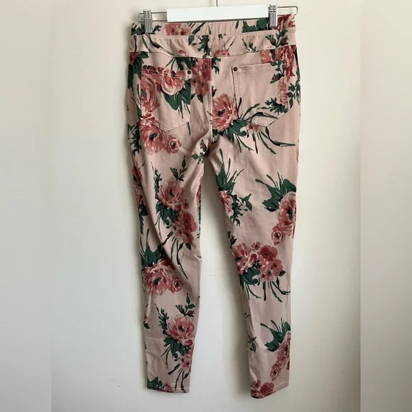 Floral Print Leggings - Pink and Green - Picture 2 of 4